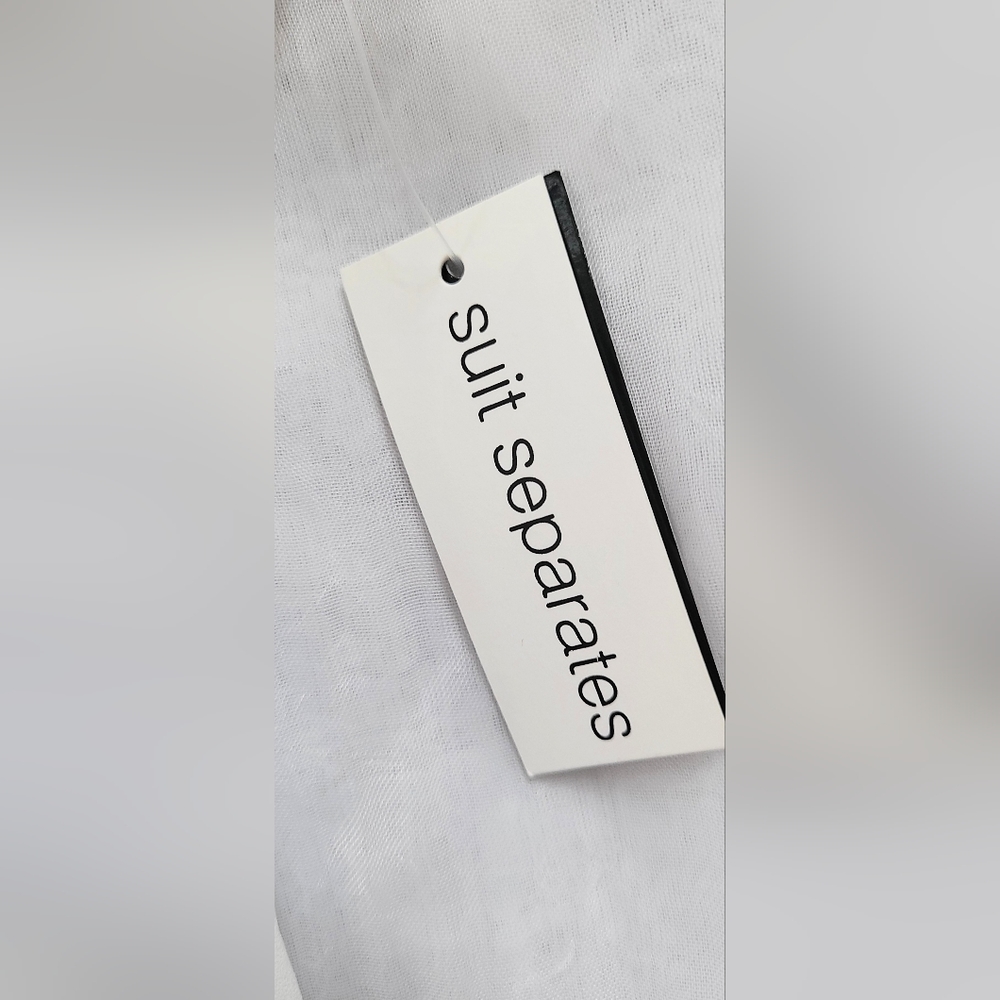 NWT! Bow Neck Tie Front Silky Smooth Women's Bar III Sleeveless Blouse S… - Picture 8 of 11